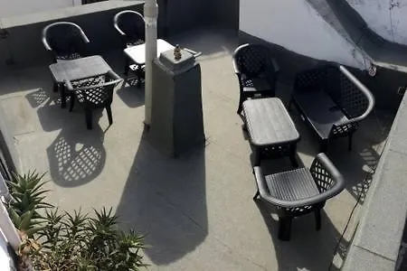 100m To Sea Apartment